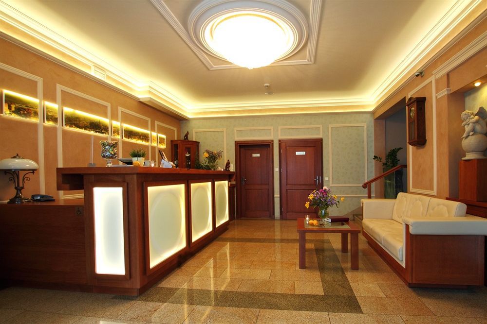 Hotel I Restauracja "Pod Orlem" Kartuzy Exteriér fotografie